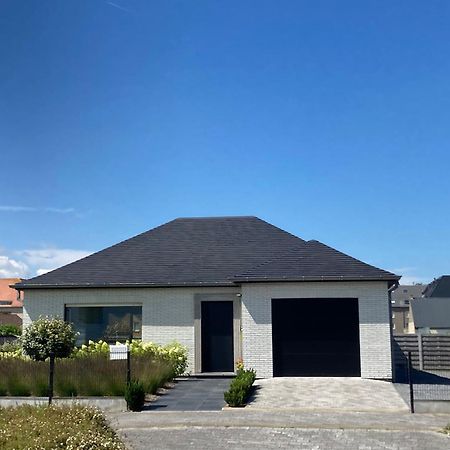 Huswell - Spacious Bungalow With Garden Near The Beach & Sea ミデルケルケ エクステリア 写真